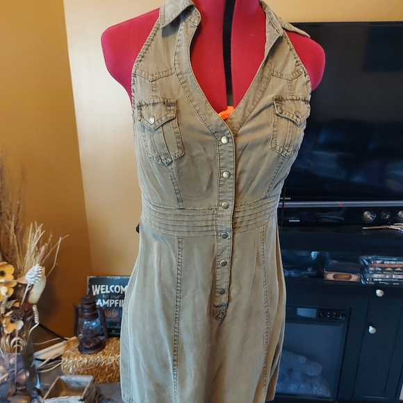 Size 9 guess dress - Picture 1 of 3